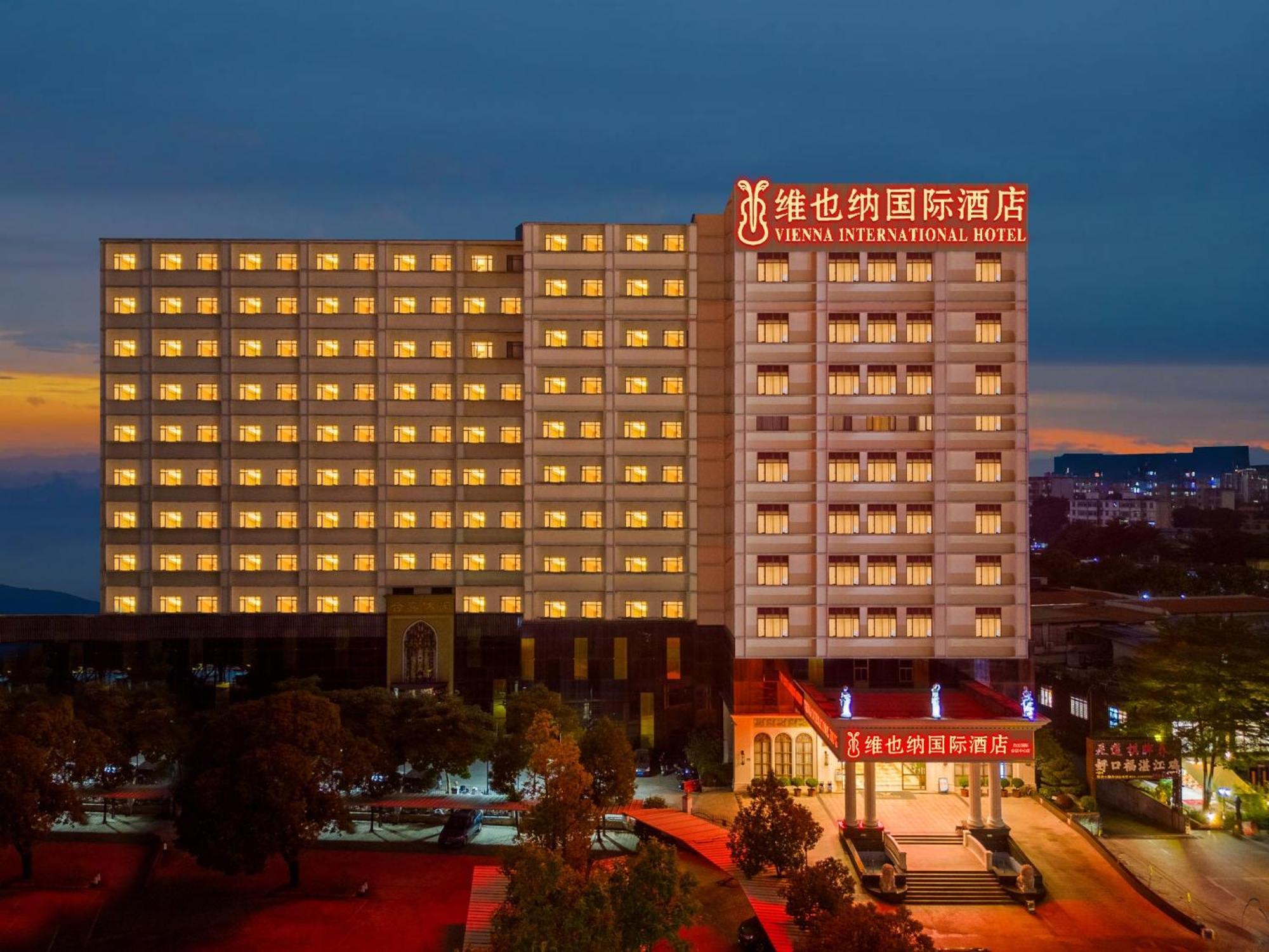 Vienna International Hotel Guangzhou Baiyun International Conference Center Exterior foto